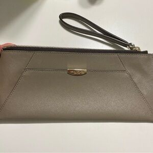 Henri Bendel Zipper Clutch